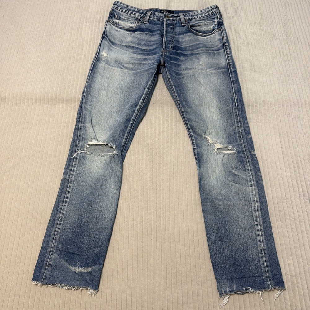 Levis Made & Crafted Studio Taper Jeans Mens 32x29 Light Wash Distressed Denim